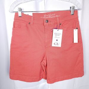 NWT Gloria Vanderbilt Womens 8 30x7 Pink Slimming Amanda‎ Jean Jhorts Shorts